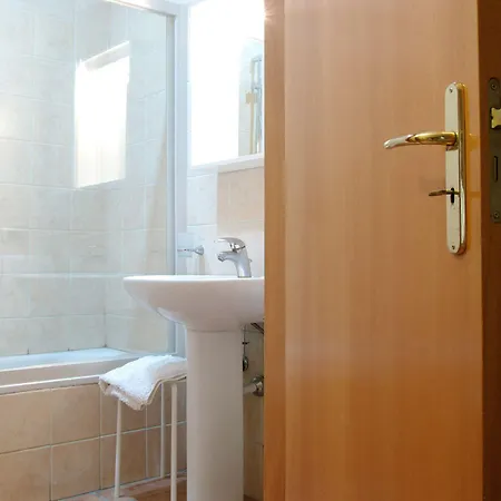 Plebiscito فندق مبيت وإفطار نابولي