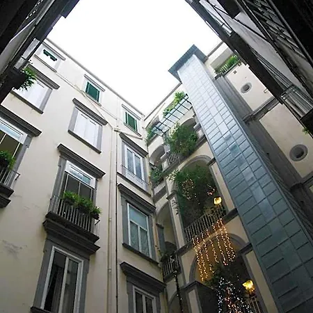 那不勒斯普雷比席特住宿加早餐酒店 住宿加早餐酒店